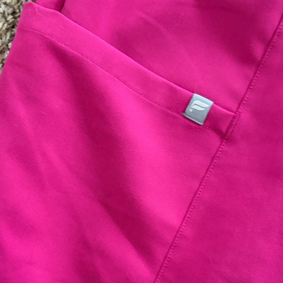 Fabletics women’s  Jogger scrub pants - Picture 2 of 6